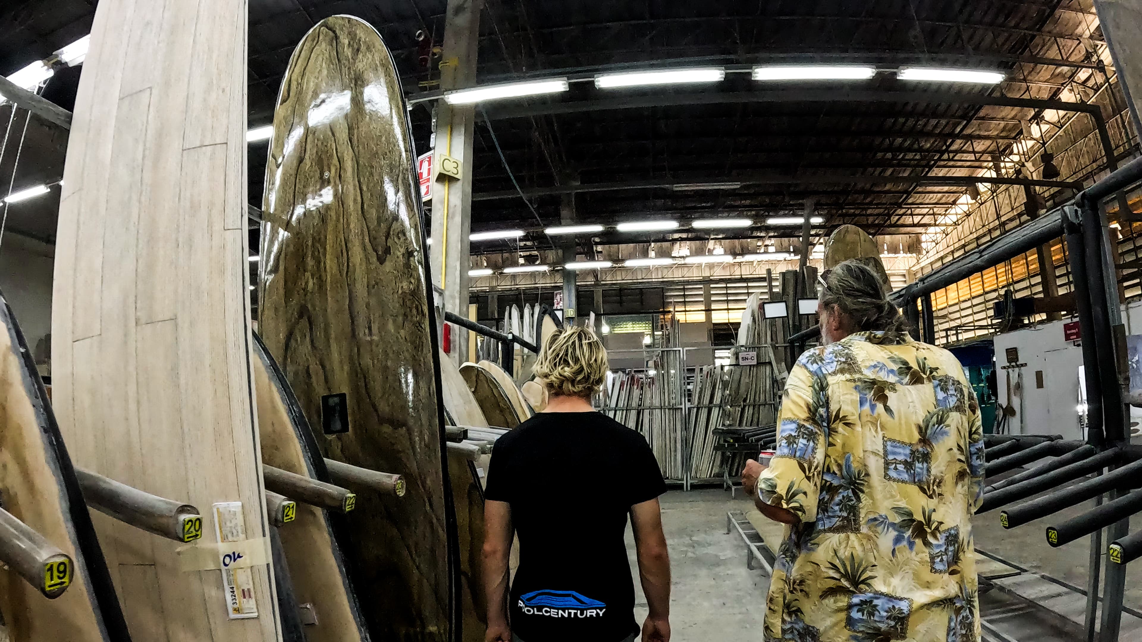 bert showing london surfboard